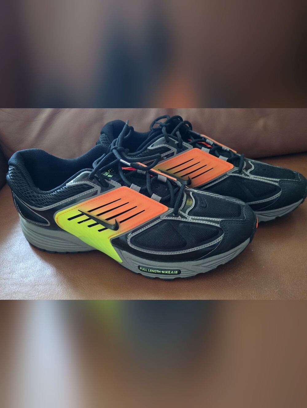 Nike Pegasus Wave Gradient Cage - Black Safety Orange size 10 men